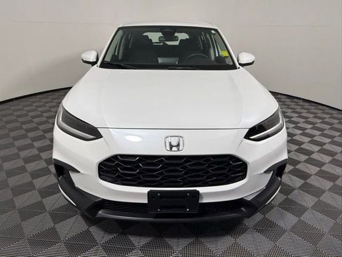 Used 2023 Honda HR-V LX image 9