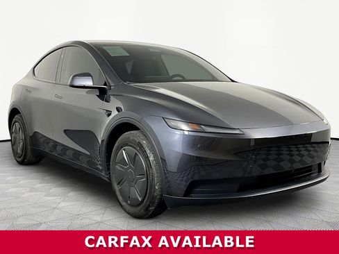 Used 2026 Tesla Model Y Long Range AWD/4WD image 3