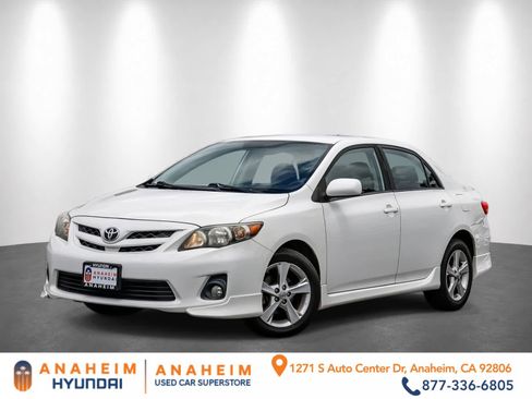 Used 2013 Toyota Corolla S FWD image 1