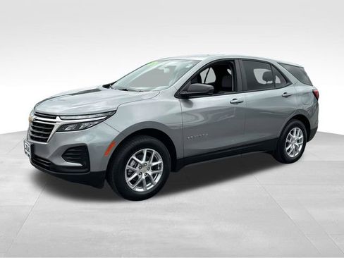 Certified 2024 Chevrolet Equinox LS w/ LS Convenience Package AWD/4WD image 24