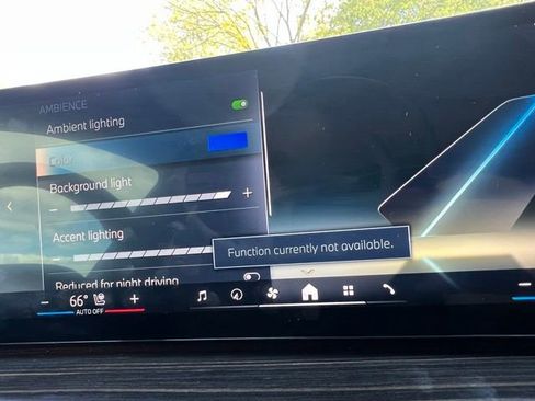 Used 2024 BMW X5 xDrive50e image 21