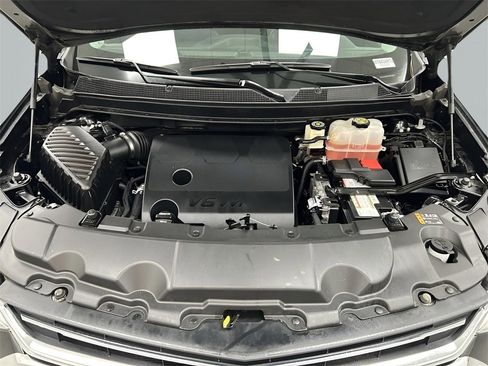 Used 2020 Chevrolet Traverse LT w/ LT Premium Package image 21