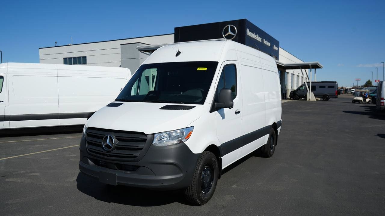 New 2025 Mercedes-Benz Sprinter 2500 image 1