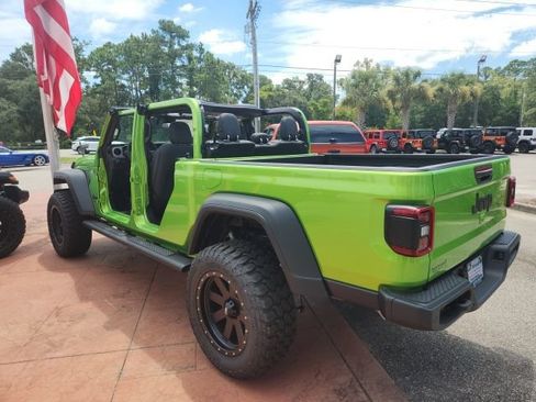 New 2025 Jeep Gladiator Sport image 46