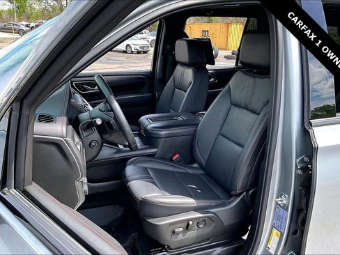 Used 2024 Chevrolet Tahoe RST w/ RST Performance Edition AWD/4WD image 21