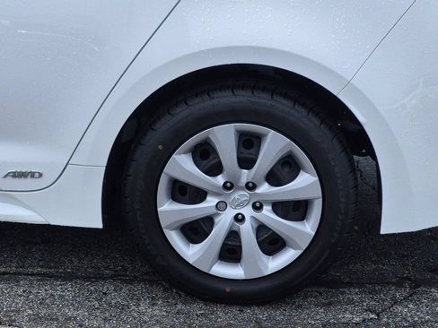 Used 2024 Toyota Corolla LE AWD/4WD image 28