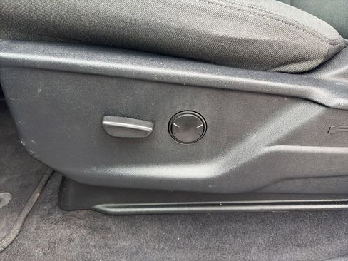 Used 2025 Ford F150 XLT w/ Equipment Group 301A Standard AWD/4WD image 12