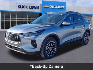 Used 2024 Ford Escape SE video 3