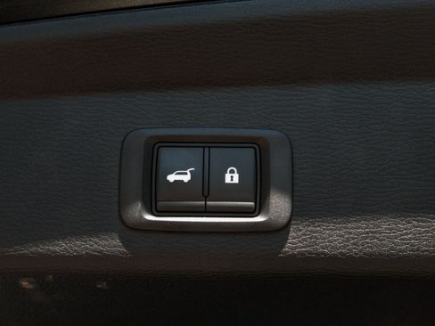 Used 2024 Mitsubishi Outlander SE Black Edition AWD/4WD image 23