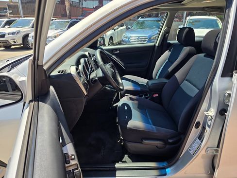 Used 2005 Toyota Matrix XR FWD image 16