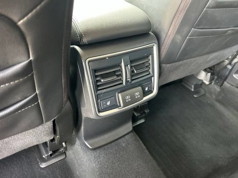 Used 2021 Subaru Forester Touring AWD/4WD image 14