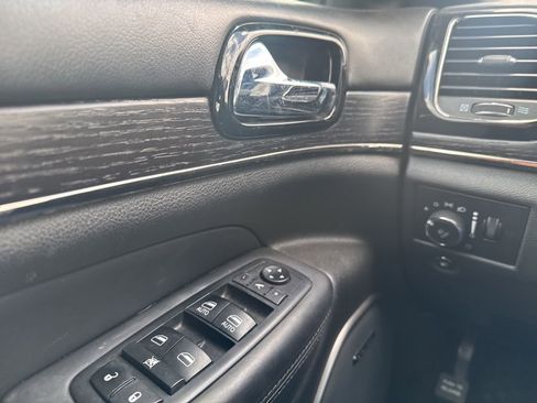 Used 2020 Jeep Grand Cherokee High Altitude image 15