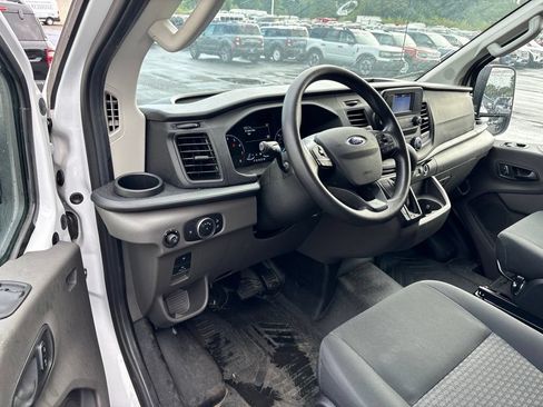 Used 2025 Ford Transit 250 Low Roof w/ Exterior Upgrade Package RWD image 8