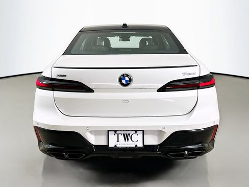 New 2026 BMW 760i xDrive AWD/4WD image 6