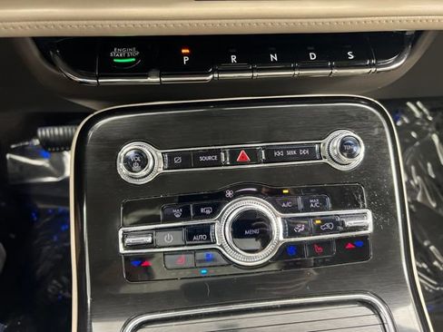 Certified 2022 Lincoln Nautilus Reserve AWD/4WD image 18