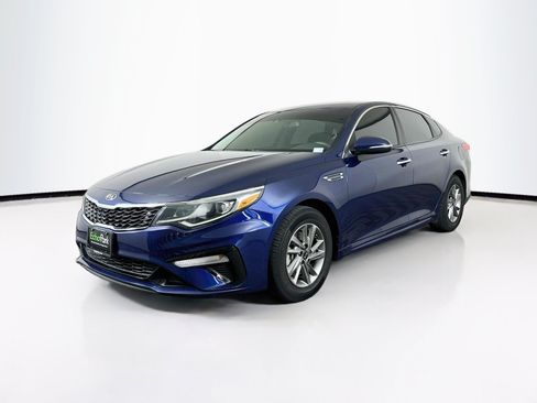 Used 2019 Kia Optima LX FWD image 3