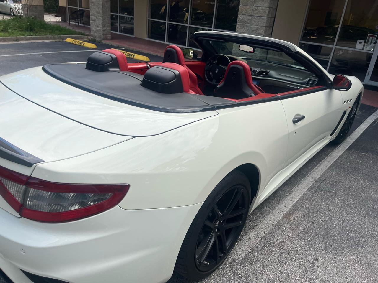 Used 2018 Maserati GranTurismo MC RWD image 5