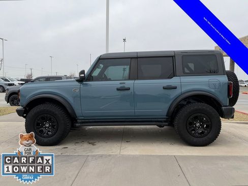 Used 2023 Ford Bronco Wildtrak image 11