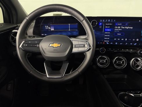 Used 2024 Chevrolet Blazer EV LT AWD/4WD image 14