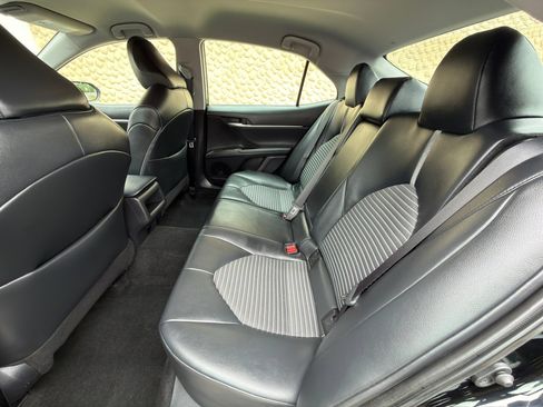 Used 2023 Toyota Camry SE AWD/4WD image 17
