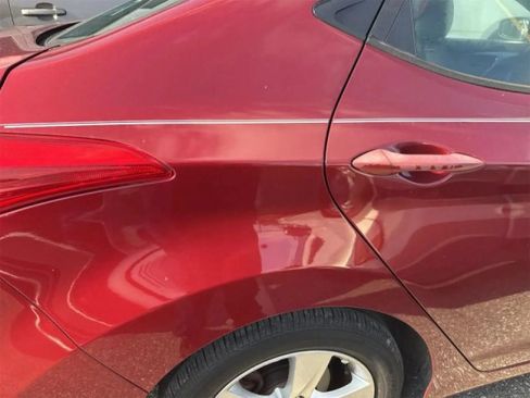 Used 2013 Hyundai Elantra GLS w/ Preferred Pkg FWD image 28