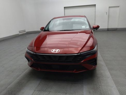 Used 2025 Hyundai Elantra SEL image 15
