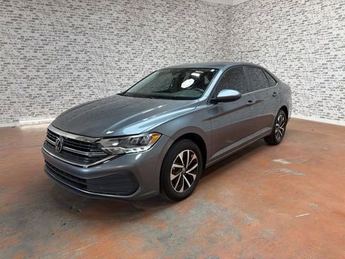 Used 2023 Volkswagen Jetta S FWD image 3