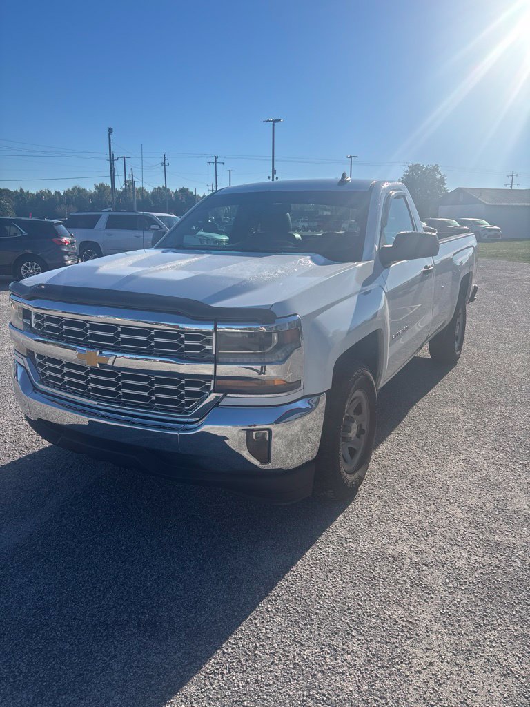 Used 2016 Chevrolet Silverado 1500 W/T RWD image 4
