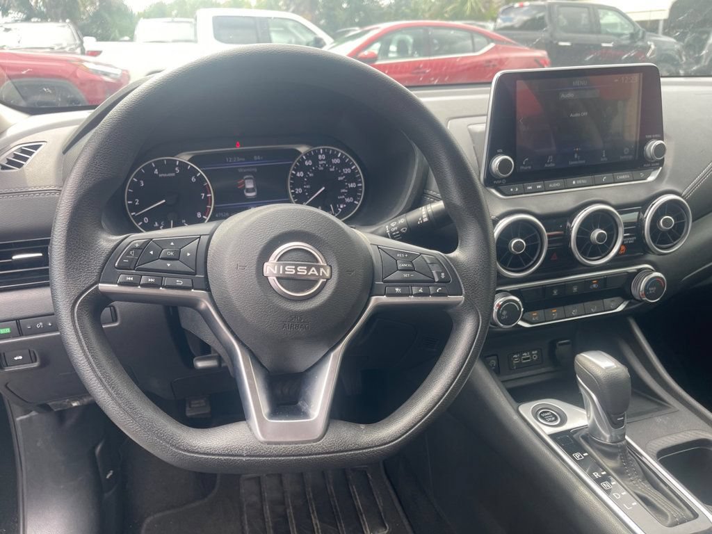 Used 2025 Nissan Sentra SV FWD image 13