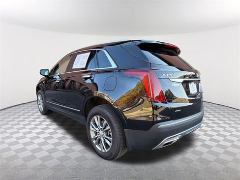 Certified 2022 Cadillac XT5 Premium Luxury image 6