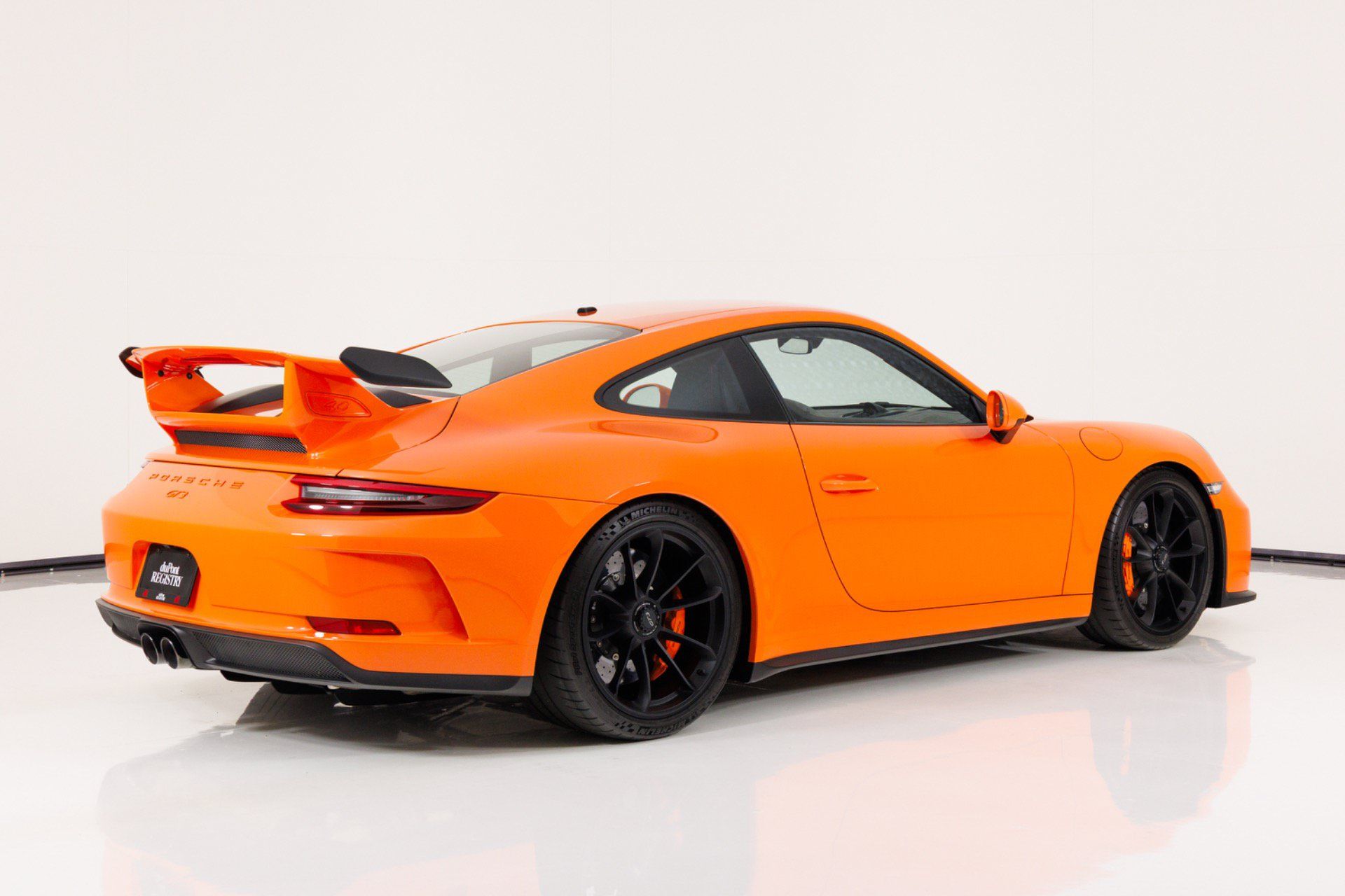 Used 2018 Porsche 911 GT3 RWD image 3