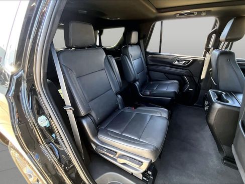Used 2023 Chevrolet Tahoe LT w/ Luxury Package RWD image 20