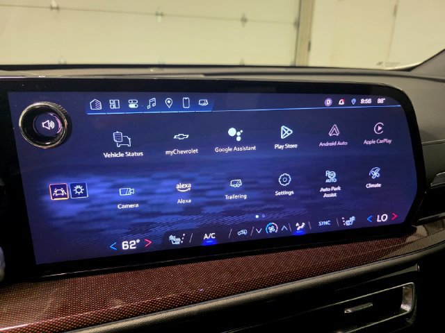 Used 2025 Chevrolet Traverse Z71 w/ Enhanced Driving Package AWD/4WD image 21