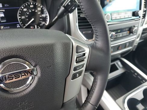 Used 2021 Nissan Titan SV w/ SV Convenience Package AWD/4WD image 21