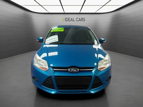 Used 2013 Ford Focus SE FWD image 2