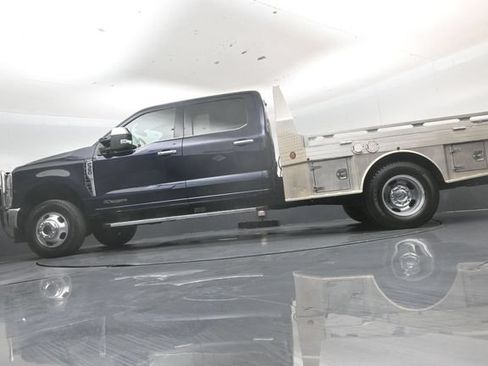 Used 2025 Ford F350 Lariat w/ Chrome Package AWD/4WD image 44