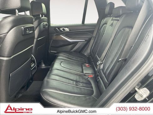 Used 2022 BMW X5 xDrive40i w/ Luxury Seating Package image 13