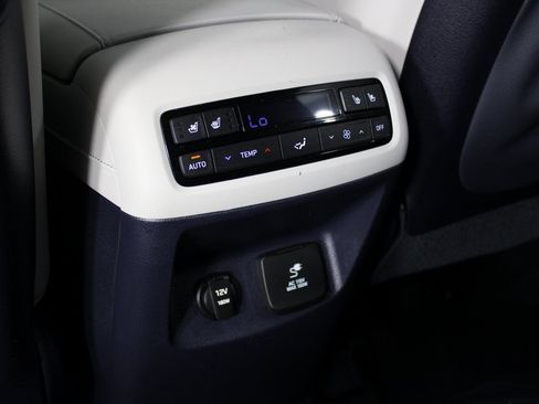 Used 2023 Hyundai Palisade Calligraphy image 20