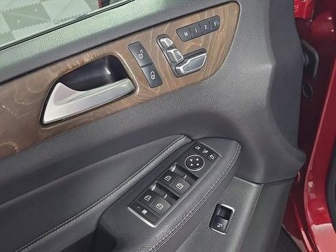 Used 2017 Mercedes-Benz GLE 43 AMG 4MATIC image 16