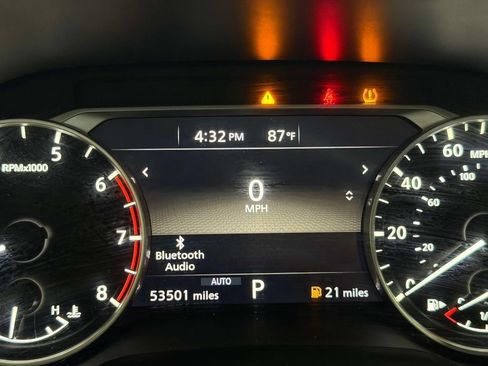 Used 2021 Nissan Rogue SV w/ Premium Package AWD/4WD image 16