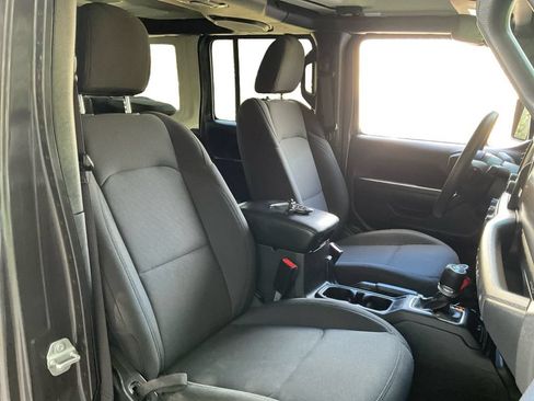 Used 2021 Jeep Wrangler Unlimited Sport AWD/4WD image 26
