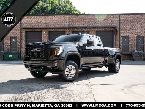 Used 2024 GMC Sierra 3500 Denali Ultimate AWD/4WD image 1