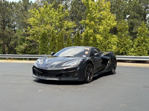 Used 2023 Chevrolet Corvette Z06 w/ Battery Protection Package RWD image 13
