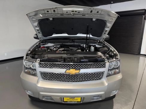 Used 2012 Chevrolet Avalanche LS w/ All-Star Edition RWD image 7