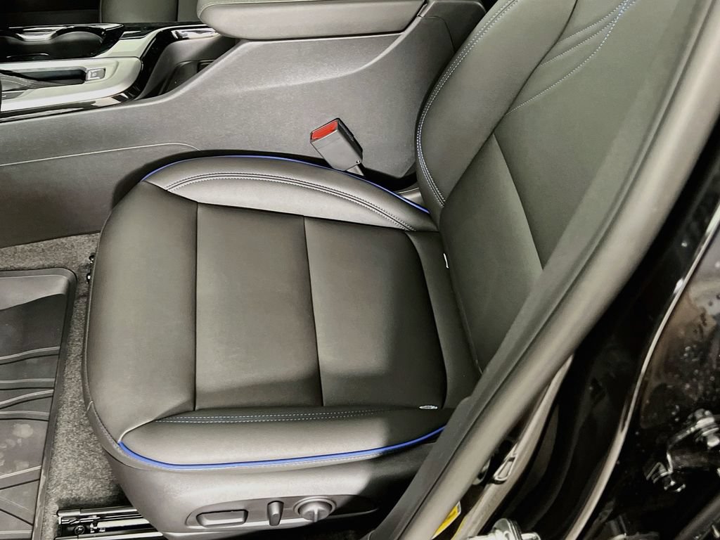 New 2026 Buick Envista Sport Touring w/ Convenience I Package FWD image 16