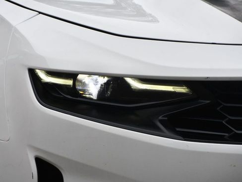 Used 2019 Chevrolet Camaro LT image 13