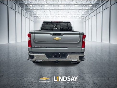 Used 2025 Chevrolet Silverado 1500 LTZ w/ LTZ Premium Package image 7