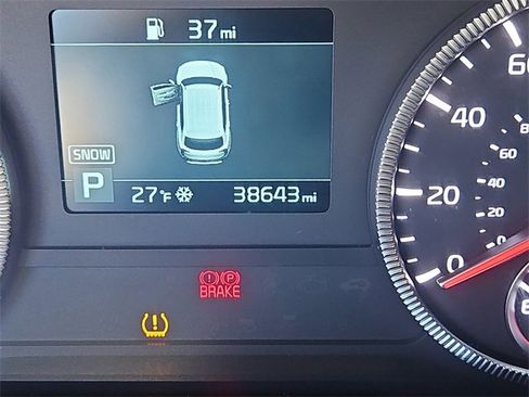 Used 2022 Kia Telluride EX image 12