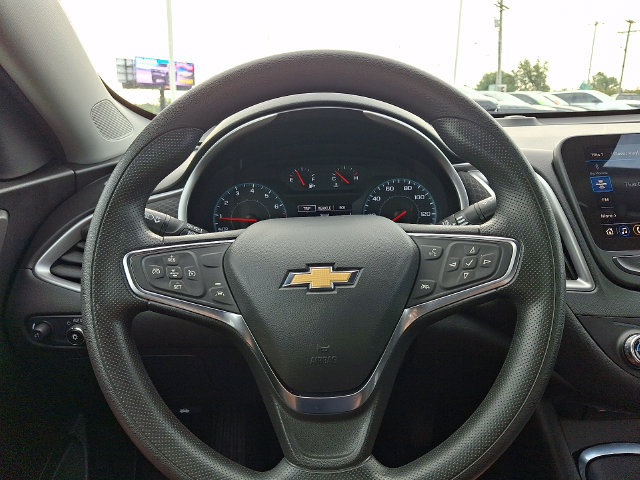 Used 2025 Chevrolet Malibu LT FWD image 19