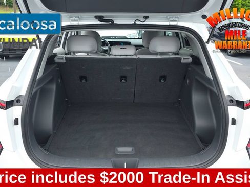 Used 2024 Hyundai Kona SEL w/ Convenience Package AWD/4WD image 10